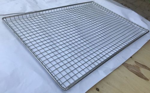 Latest company news about صينية فرن سلكية ملحومة 880 لتجهيز أطعمة PET إلى المكسيك