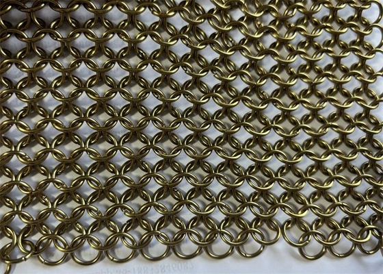 سعر جيد الذهبية لون الزخرفية 316l الفولاذ المقاوم للصدأ حلقة شبكة سلسلة ملفوفة الانترنت