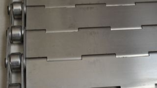 معدن الفولاذ المقاوم للصدأ شريحة سلسلة ربط لوحة معدنية رقاقة الحزام الناقل لفرن البسكويت مخبز Anneali