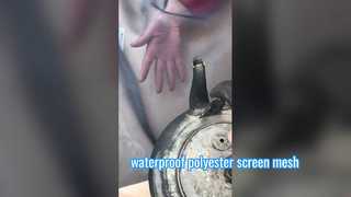 شبكة شاشة بوليستر سوداء اللون مقاومة للماء 65 ميكرون