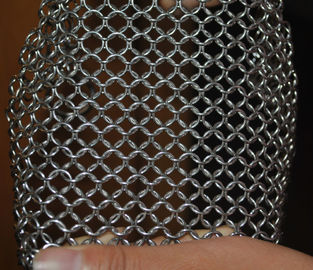 سعر جيد 304 الفولاذ المقاوم للصدأ Chainmail الغسيل المطبخ الحديد الزهر منظف الأجهزة 7 * 7 بوصة الانترنت